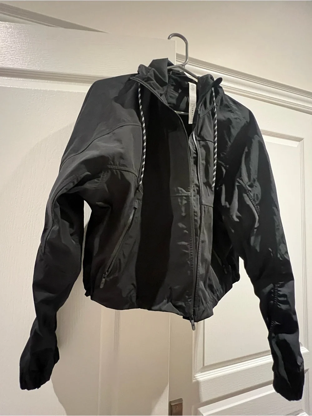 Lululemon jacket - Picture 4 of 5